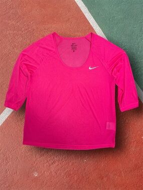 Nike Women's Bright Hot Pink 3/4 Length Sleeve Dri-FIT Burnout Tee Sz M